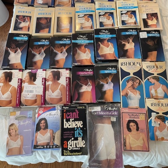 Vintage and Retro Lingerie and Shapewear Collection - Picture 9 of 10